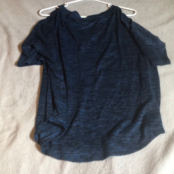 Top - Picture 3 of 3